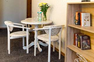 Гостевой дом Guest House Shale Винница Семейный номер с душем-3
